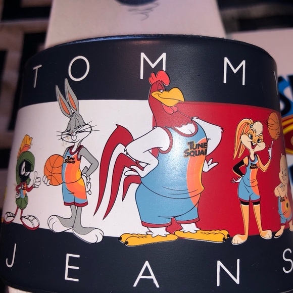 White Tommy Hilfiger Space Jam Slides for Kids - Picture 4 of 6